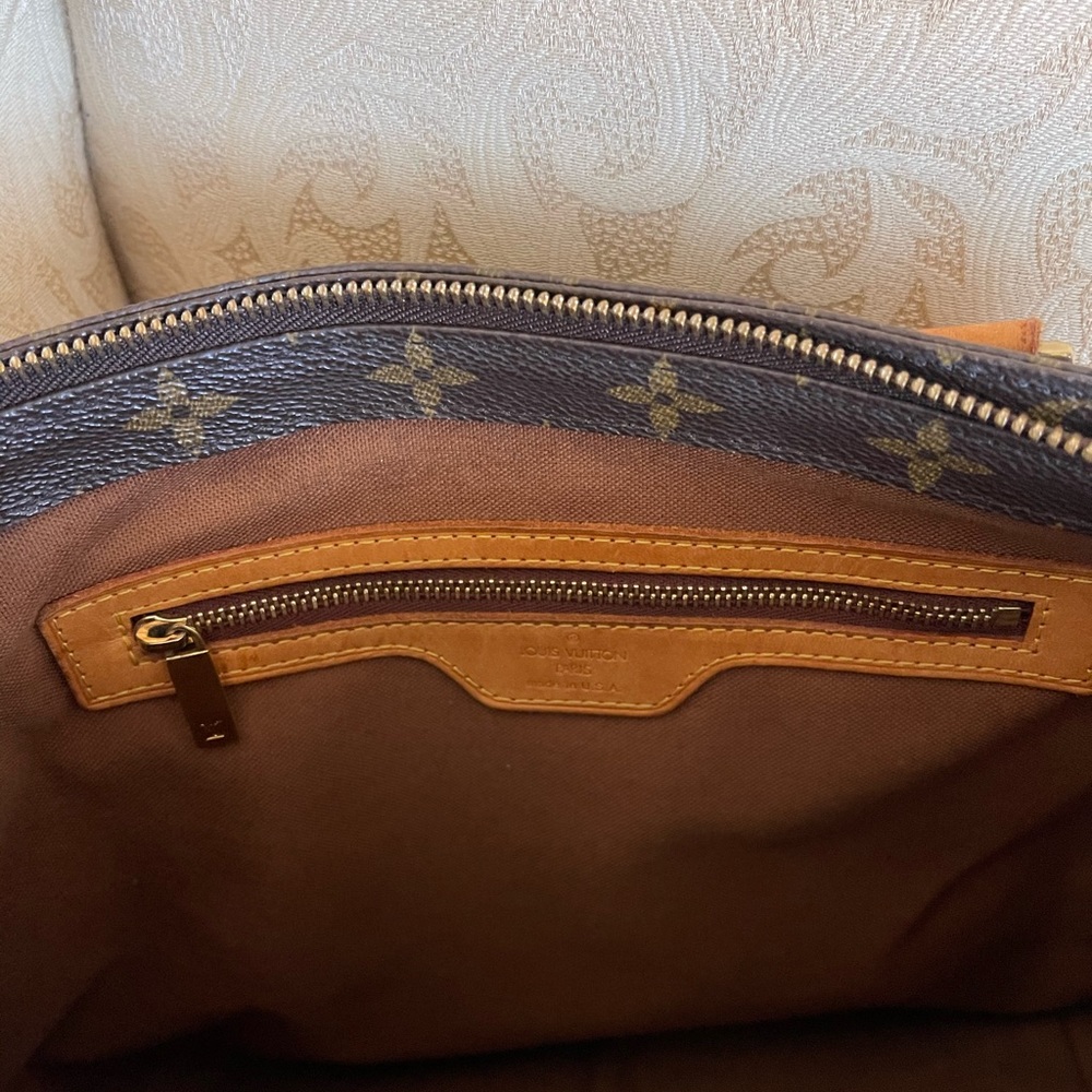 Authentic Louis Vuitton - Picture 4 of 10
